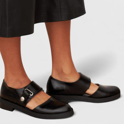 Scarpe eleganti retrò