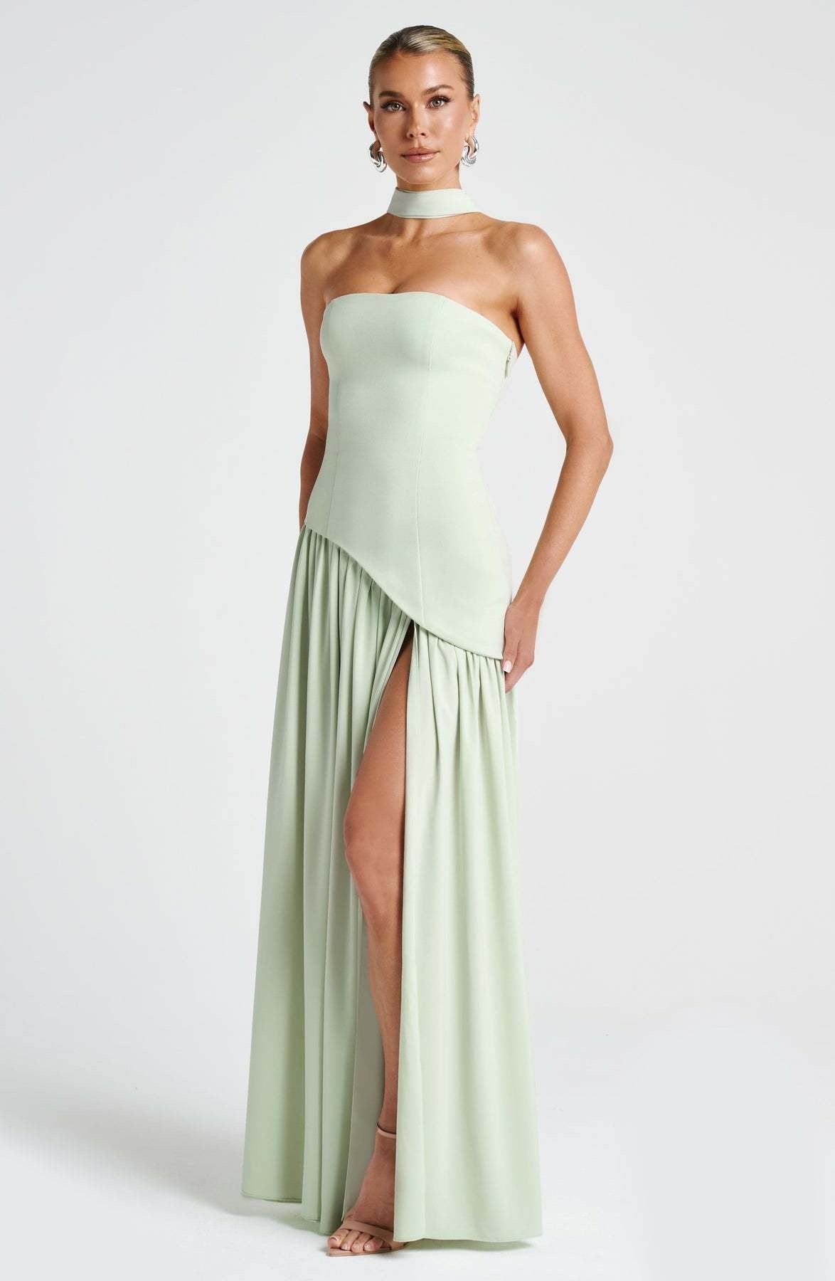 Alexander Saint Velicius Maxi Abito