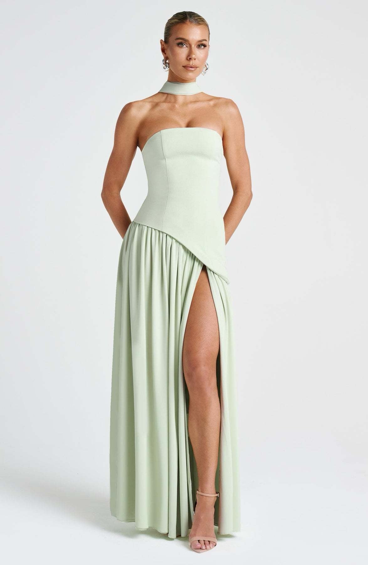 Alexander Saint Velicius Maxi Abito