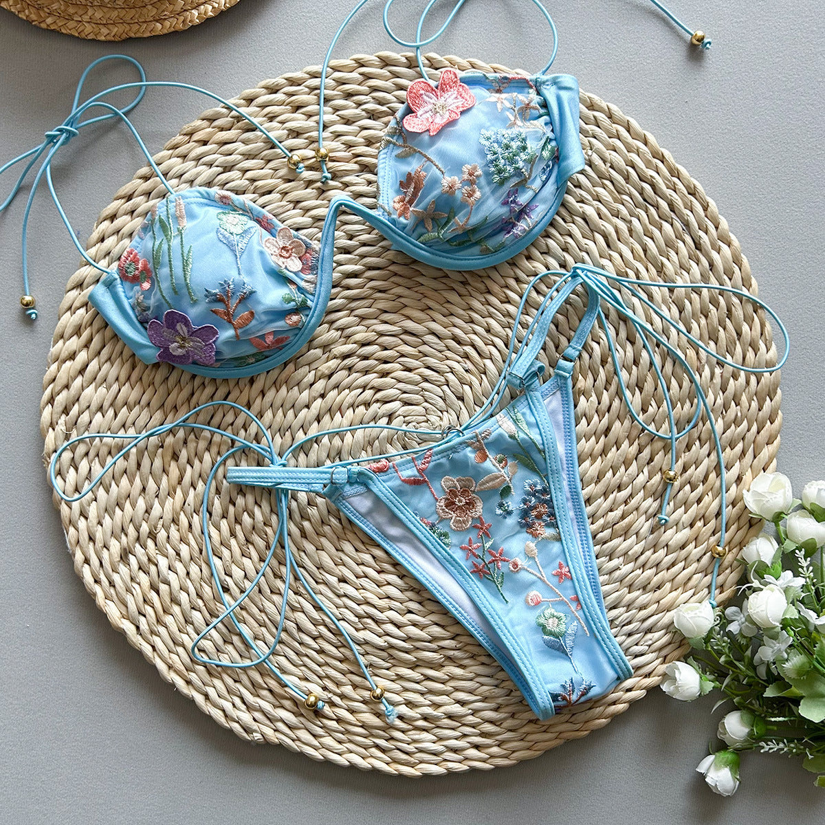 Novalee | Costume da Bagno con Ricamo a Spacchi