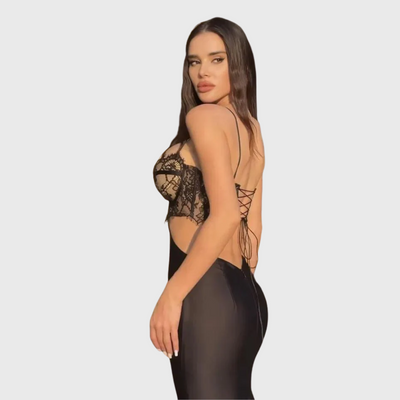 Abito da sera a sirena con cutout in pizzo