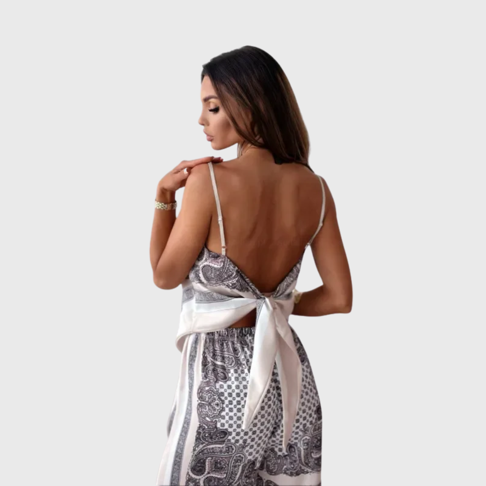 Elegante set composto da due pezzi con cravatte