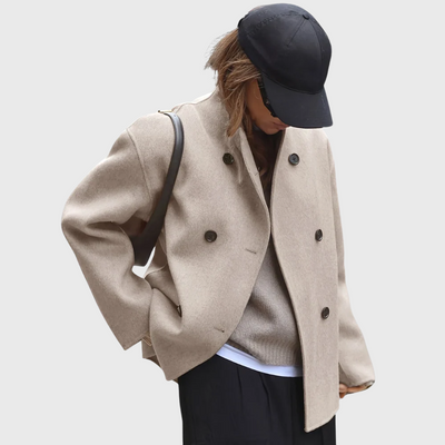Elegante Cappotto Doppiopetto Beige