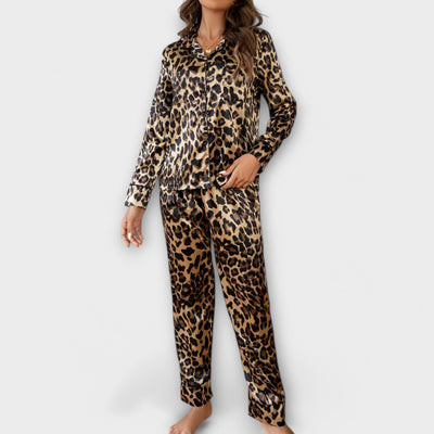 Set di pigiama in satin con motivo leopardato