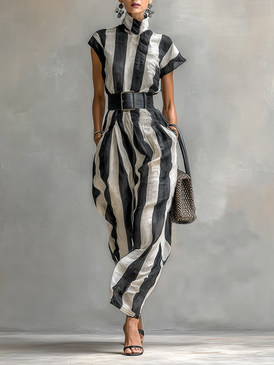 Abito Maxi in Chiffon con Collo Alto e Maniche Corte per Donna