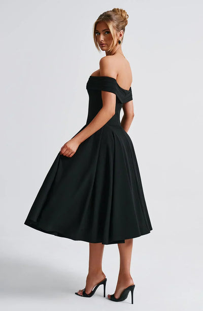 Abito Midi Alexander Saint in Stile Elegante