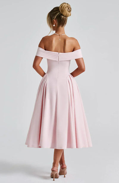Abito Midi Alexander Saint in Stile Elegante