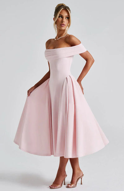 Abito Midi Alexander Saint in Stile Elegante