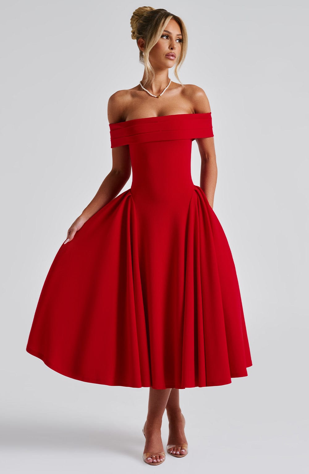 Abito Midi Alexander Saint in Stile Elegante