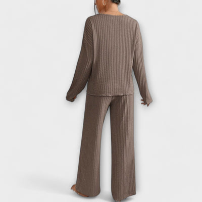 Set di lettini a righe